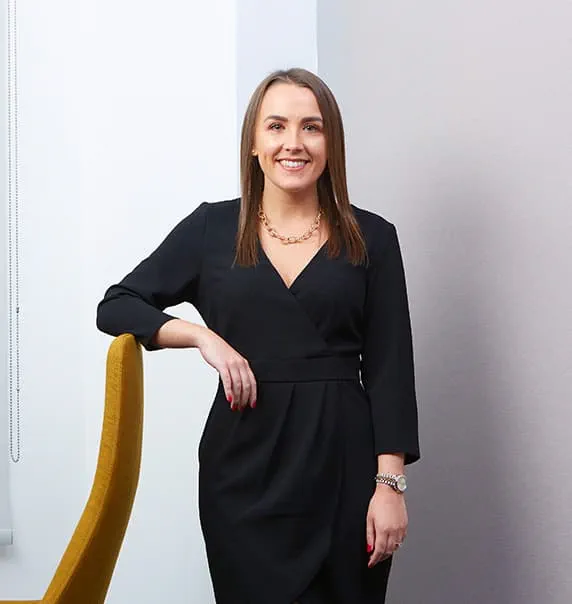 Kelly Kapinos profile.